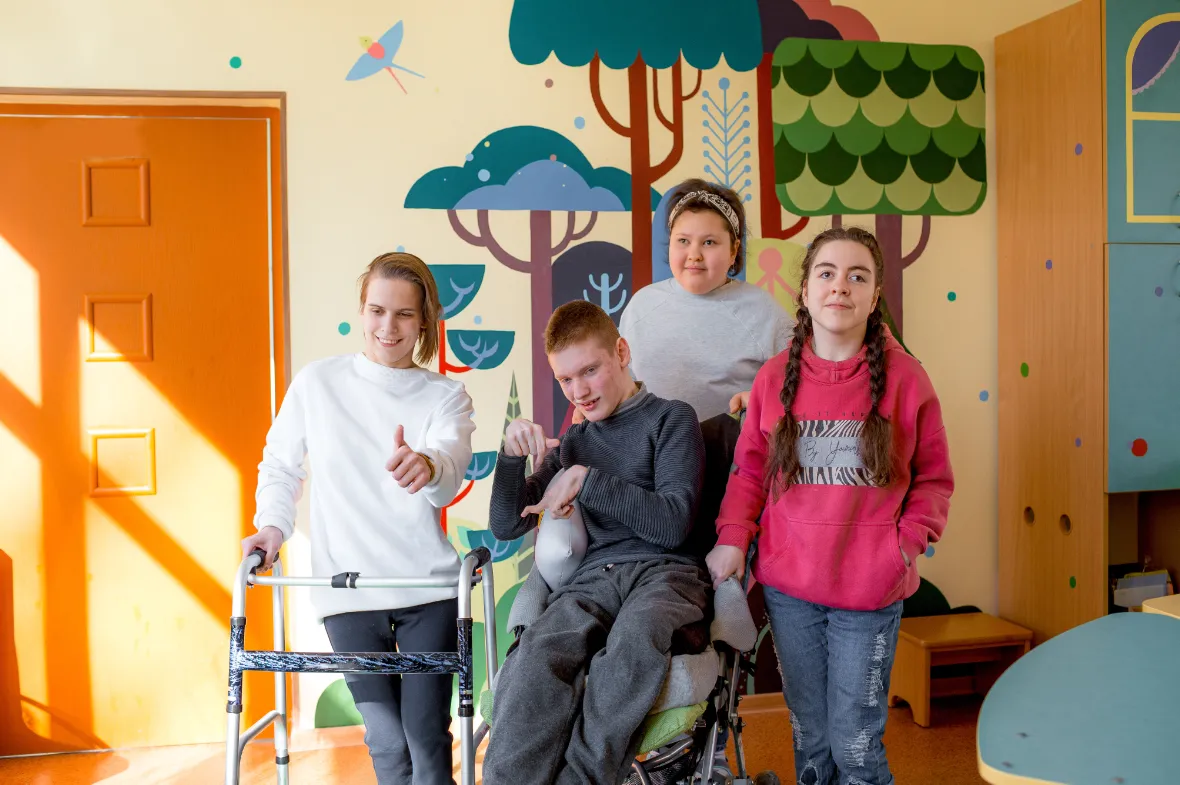 Track House Life - Connections